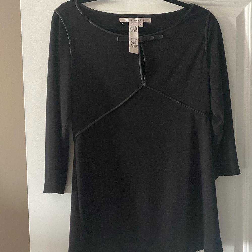 Max Studio long sleeve top w faux leather detail